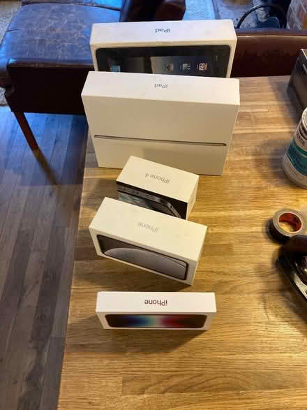 Photo of free Iphone & iPad boxes (Oxford OX2) #1