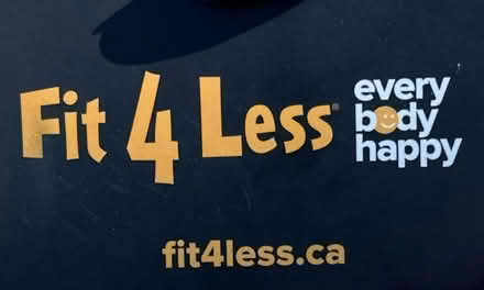 Photo of Borrrow - Black Fit4Less Gym card (Toronto) #1