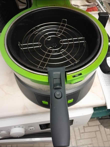 Photo of free Breville halogen low fat air fryer (Enfield EN2) #3
