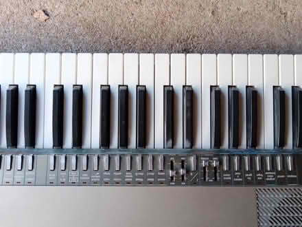 Photo of free Electronic keyboard (Technics) (OX14) #3