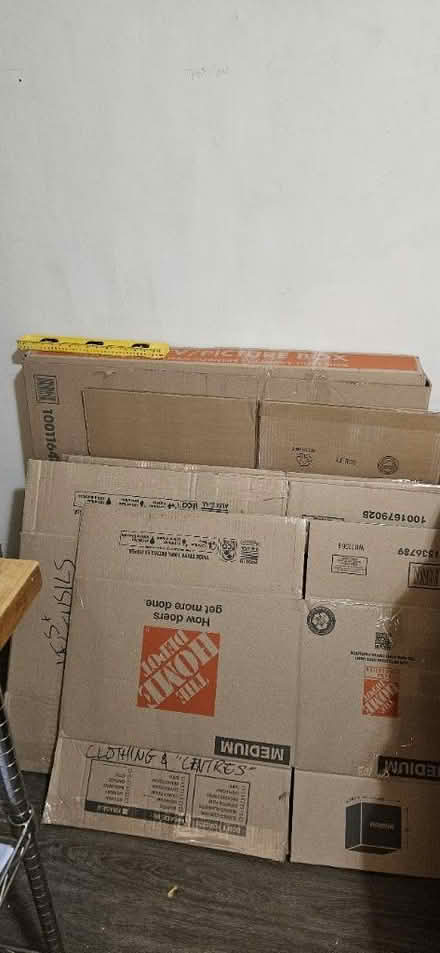 Photo of free Moving boxes & newpaper packing (little italy) #3