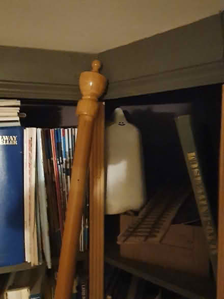 Photo of free 8' curtain rail (Cleehill) #2