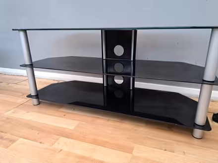 Photo of free Glass TV stand (Binfield RG42) #2