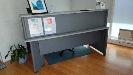 Photo of free Reception Desk (Camberwell) #1