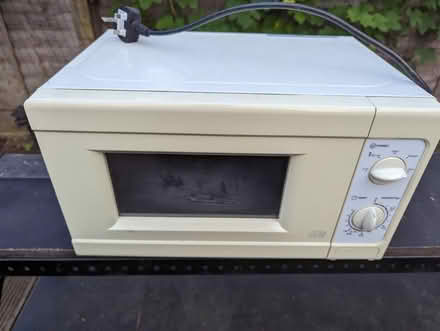 Photo of free Microwave oven (HA4, Ruislip) #1