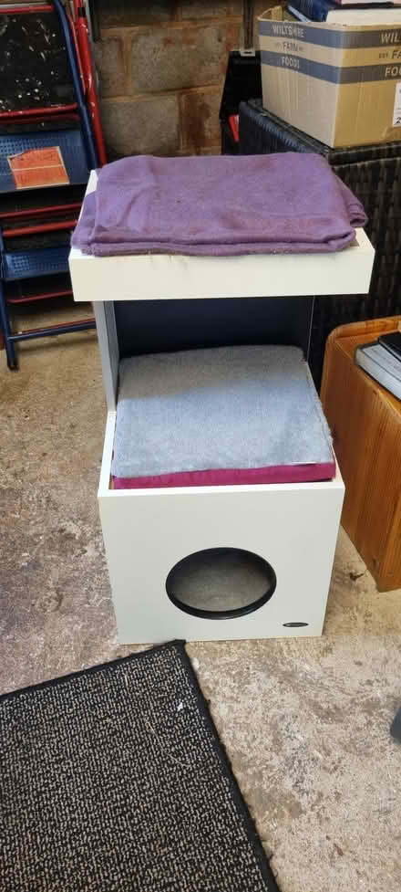 Photo of free Cat house den VGC Ferplast brand (Marldon TQ3) #1