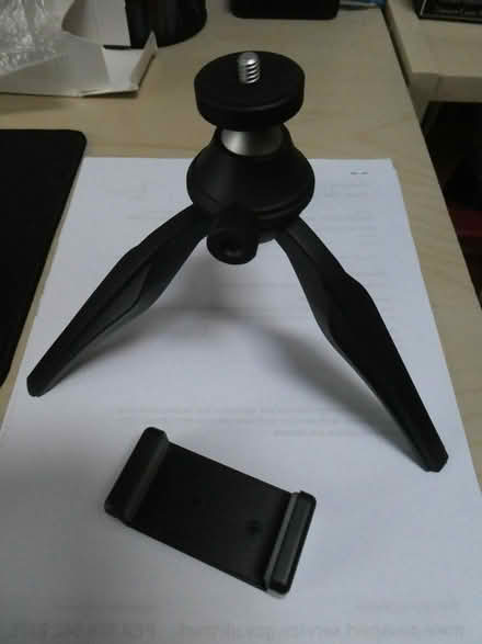 Photo of free Miniature tripod (Grange CH48) #3