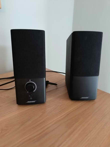 Photo of free Computer/ TV speakers (Bose) 🎵 (Bromborough CH62) #1