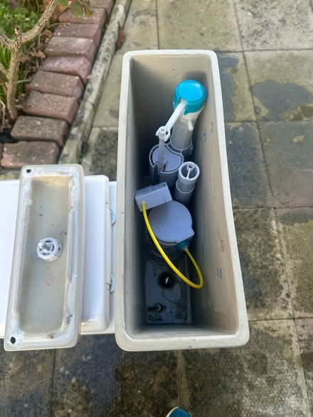 Photo of free Ideal Standard Toilet. Working (E6. Beckton) #3