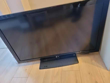 Photo of free 42" tv (Whitehill TN6) #1
