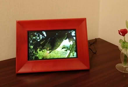 Photo of free Digital photo frame (Chesham HP5) #1