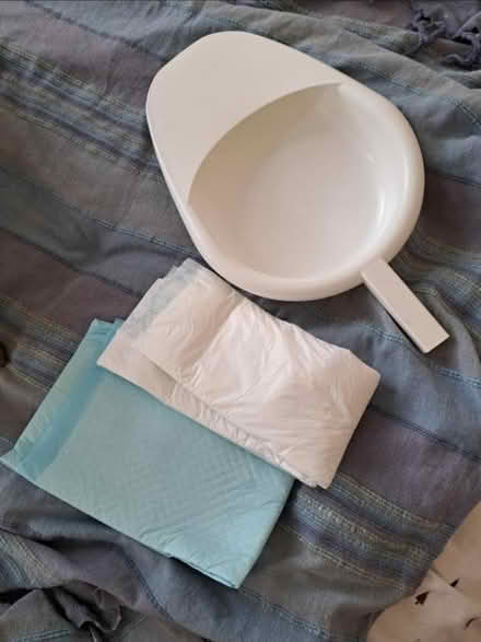 Photo of free Bed pan and absorbent pads (Hornsey N8) #1