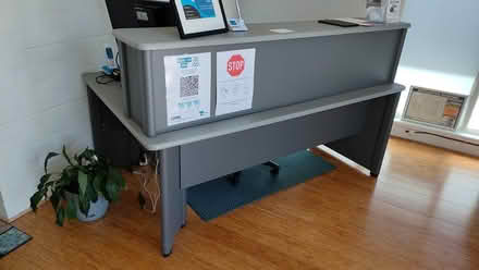 Photo of free Reception Desk (Camberwell) #3