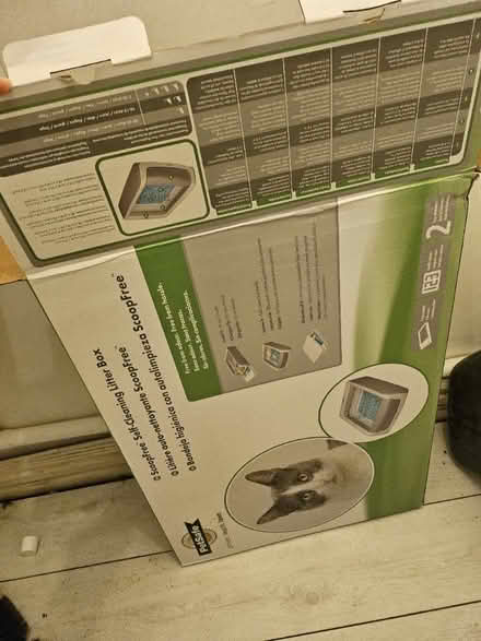Photo of free Pet safe scoop free litter tray (SM6) #1