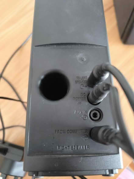 Photo of free Computer/ TV speakers (Bose) 🎵 (Bromborough CH62) #3