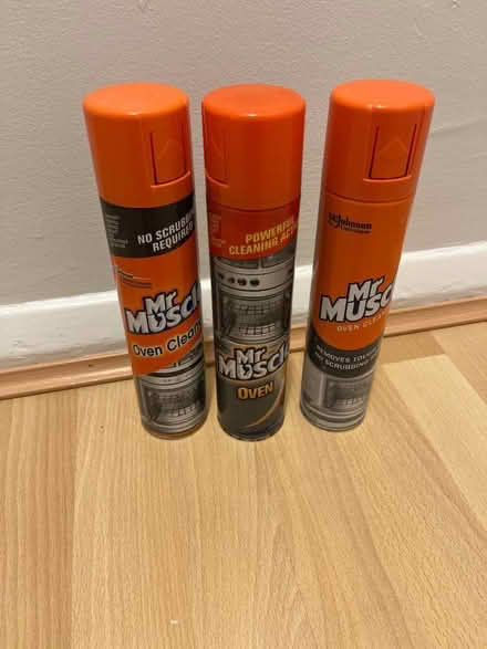 Photo of free Cans of Mr Muscle oven cleaner (East Pit CB1) #1