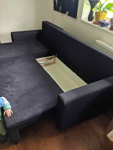 Photo of free Sofa Bed, 3 seat with storage (Round Hill BN2) #3