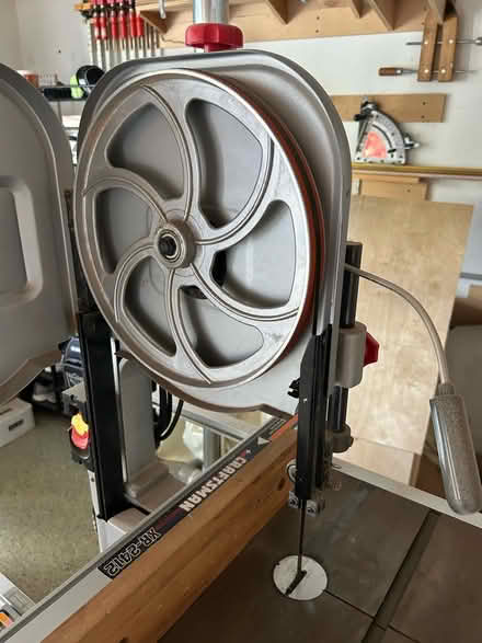 Photo of free 14 inch Craftsman bandsaw (Near fashion island) #1