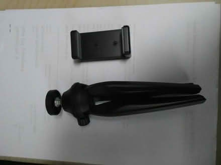 Photo of free Miniature tripod (Grange CH48) #2