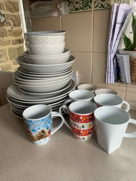 Photo of free Plates, bowls and cups (Shutford OX15) #1
