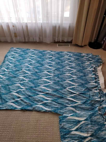 Photo of free Duvet Cover/Shams/Curtains (L6L3R6) (Third line and Rebecca) #3