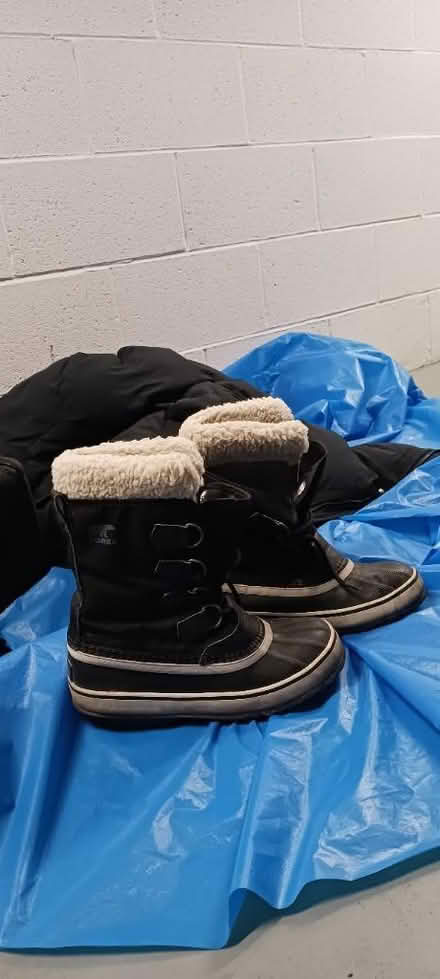Photo of free Womens Sorel Winter Boots (St clair and bathurst) #1
