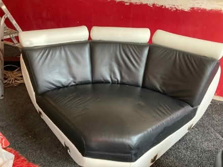 Photo of free Black and white funky settee (Queens Park BH8) #4