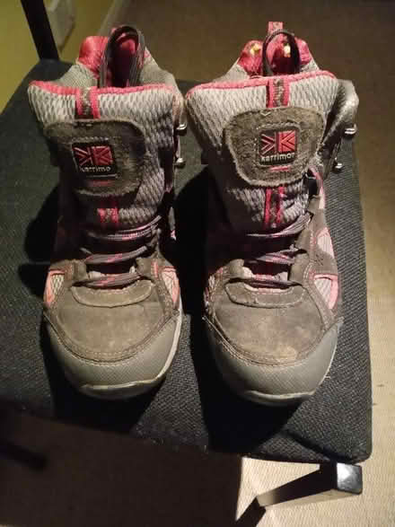 Photo of free Womens walk boots size 5 (Marlow Bottom SL7) #1