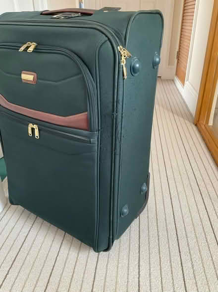 Photo of free Suitcase (Letchworth Lordship estate) #1