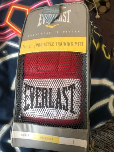 Photo of free New boxing training mitt (BN41) #1