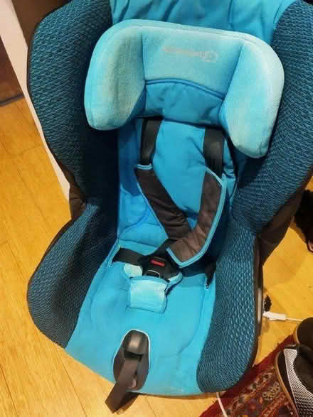 Photo of free Bebe comfort child car seat (Spitalfields E1) #1