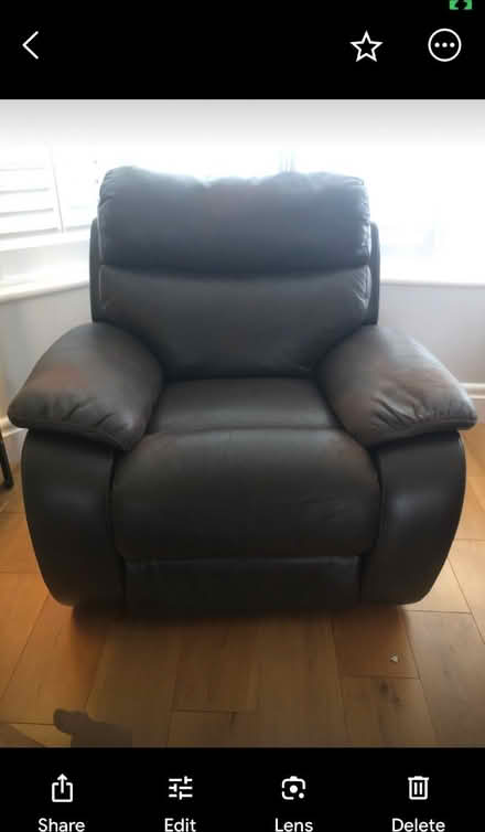 Photo of free Electric Brown recliner (Higher Bebington CH63) #1