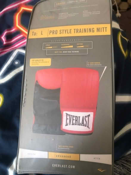 Photo of free New boxing training mitt (BN41) #2