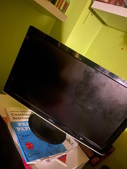 Photo of free Sell monitor (Waterloo SE1) #3