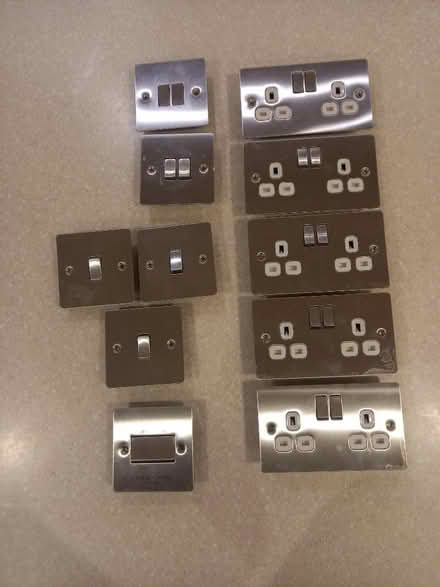Photo of free mix bag of socket and switch (North Tonbridge TN10) #1