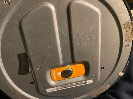 Photo of free Sell monitor (Waterloo SE1) #2