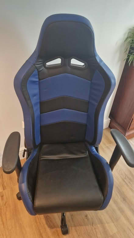Photo of free Gaming desk chair (Merry Hill WD23) #4