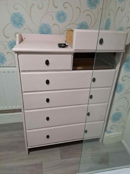 Photo of free Chest of drawers (Ashwood Park CW9) #2