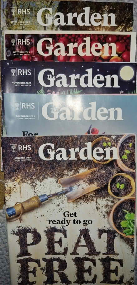 Photo of free RHS Garden magazines (Great Moor SK7) #1