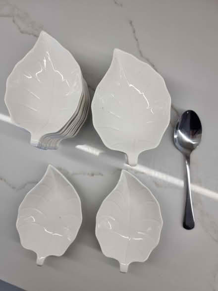 Photo of free 18x cute little plates (Leziate PE32) #1
