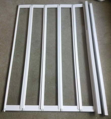 Photo of free Folding Shower Screen (SL6.) (SL6. (Maidenhead)) #1