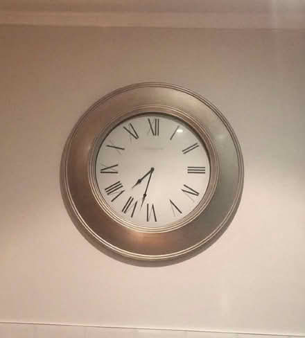 Photo of free Large wall clock (Chiswick W4) #1