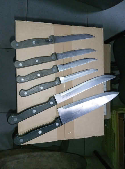 Photo of free Knives, including 4 steak knives (Queenhill WR8) #1