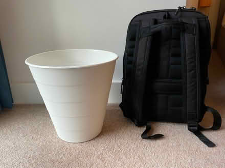 Photo of free Office bin (Elephant and castle SE1) #2