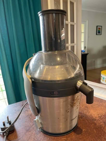 Photo of free Juicer (Lye valley OX3) #1