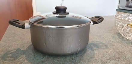 Photo of free Large pan (Greaves LA1) #2