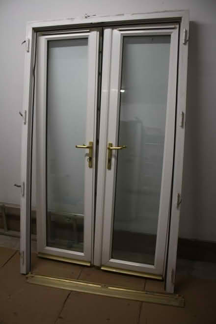 Photo of free French Doors (double glazed) c/w Frame & Sill (Livingston EH54) #3