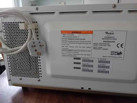 Photo of free Microwave (Fetcham) #3
