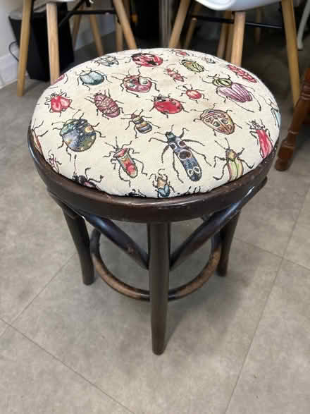 Photo of free 1 stool (DL12) #1