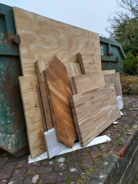 Photo of free Oak work top pieces (BN2) #1